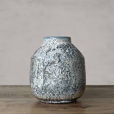 afura vase